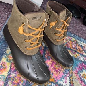 Women’s Sperry Duck Boots
